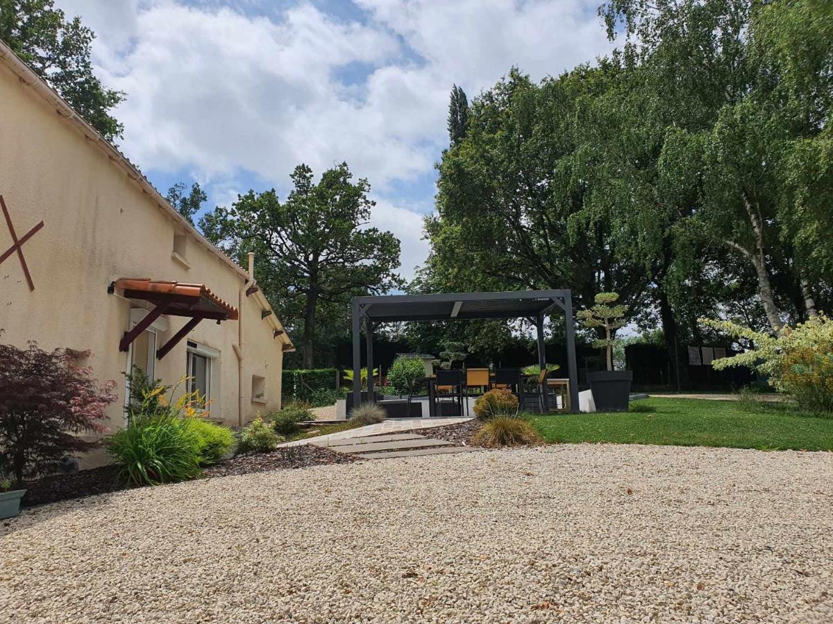 Gite Du Grand Parc 6 Personnes Le Boupere Екстер'єр фото